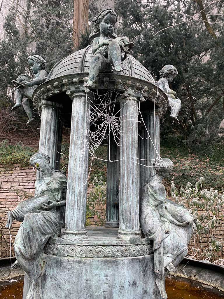 Pavillion im Garten